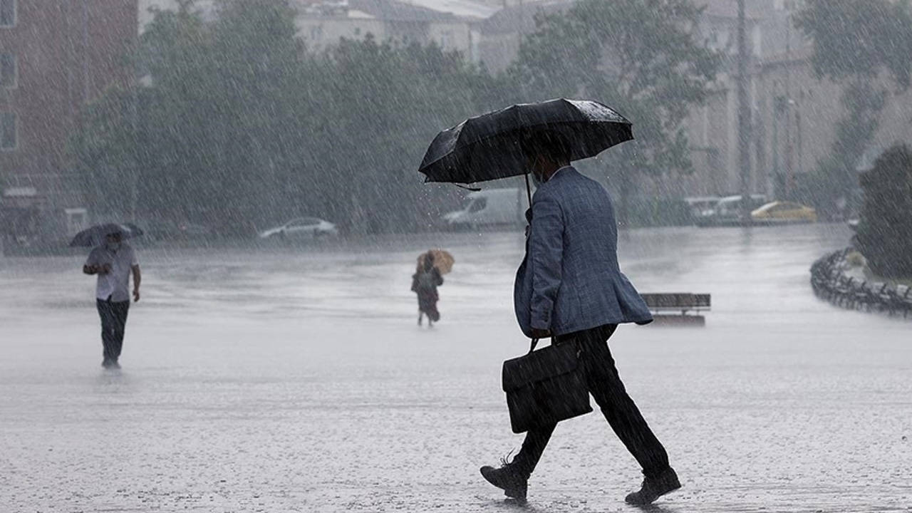 Meteoroloji Genel Müdürlüğü o bölgeleri uyardı: Sağanak yağış geliyor!