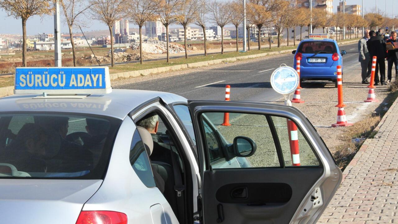 Millî Eğitim Bakanlığı, sürücü kursları için yeni yönetmelikler yayımladı