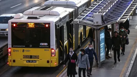 İstanbul toplu taşıma ve taksi ücretlerine büyük zam!