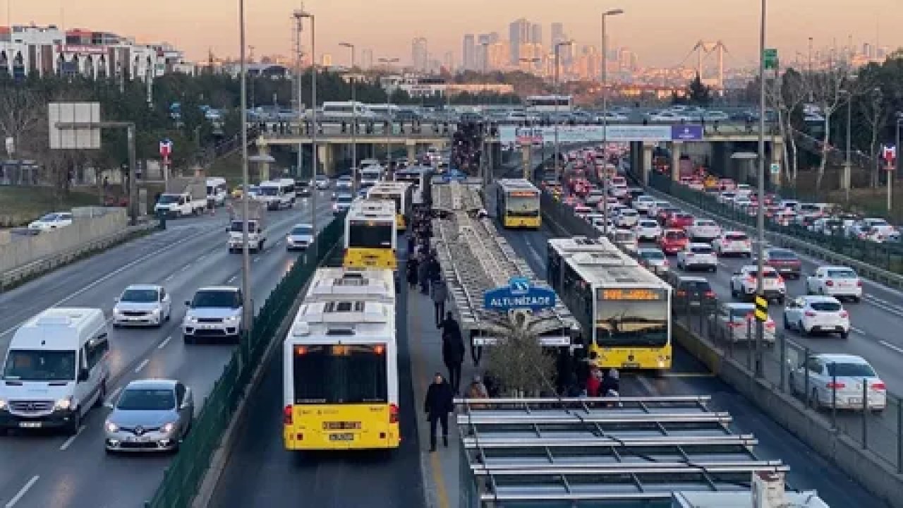 Toplu taşımada maymun çiçeği riskine karşı alınması gereken önlemler…