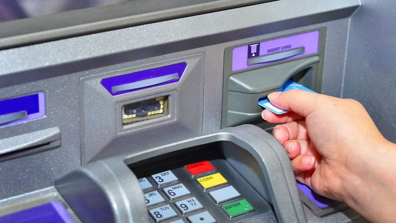 Emekliler dikkat: ATM’den para çekerken dikkat edilmesi gereken riskler…