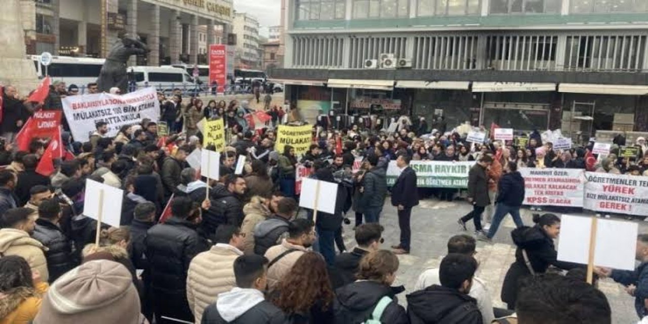 Atama Bekleyen Öğretmenler Seslerini Duyurmak İçin Ulus'ta Toplanıyor