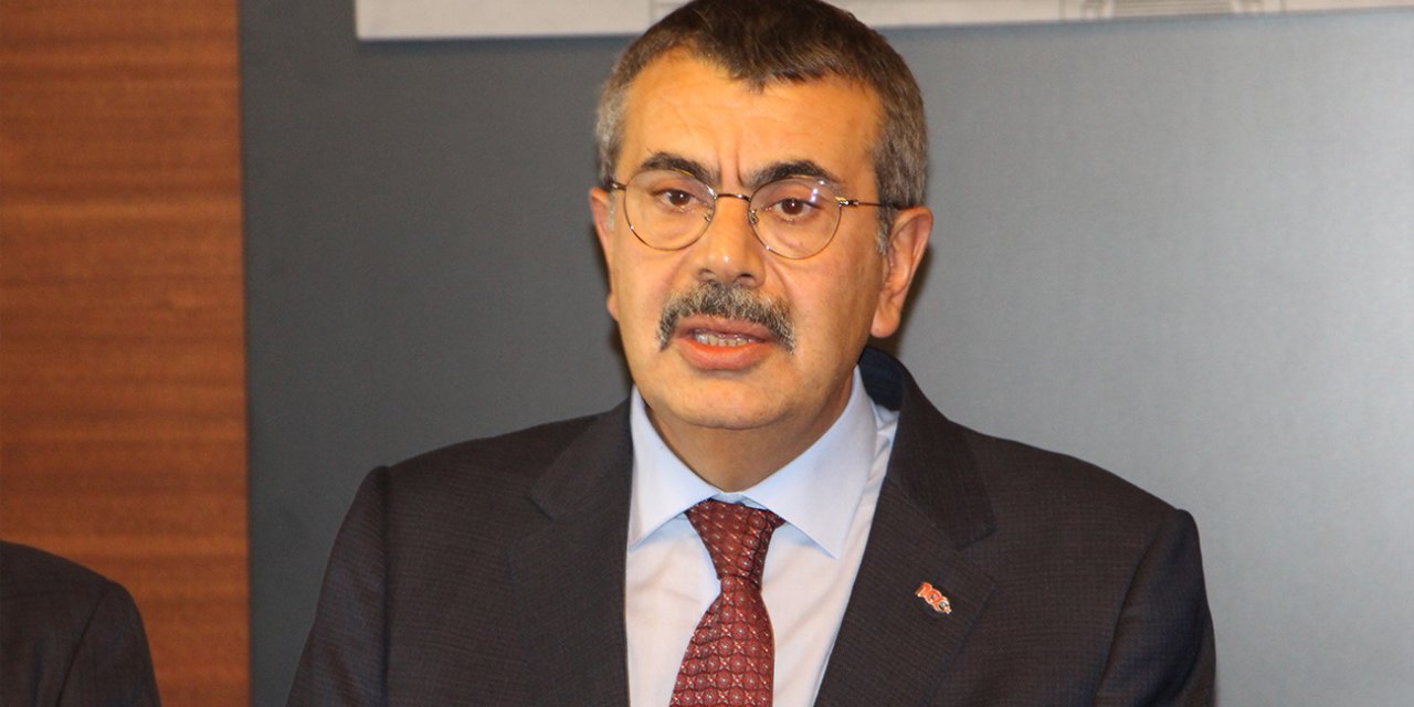 Bakan Yusuf Tekin: "Elazığ ve Malatya’da Okullarımız ile ilgili herhangi bir hasar tespitimiz yok