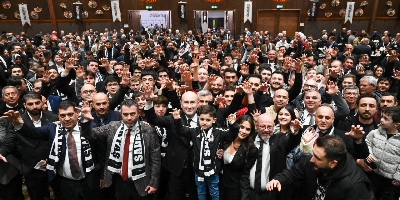 Beşiktaş Kongresi Öncesi Başkan Hüseyin Yücel’e Taraftardan Tam Destek!