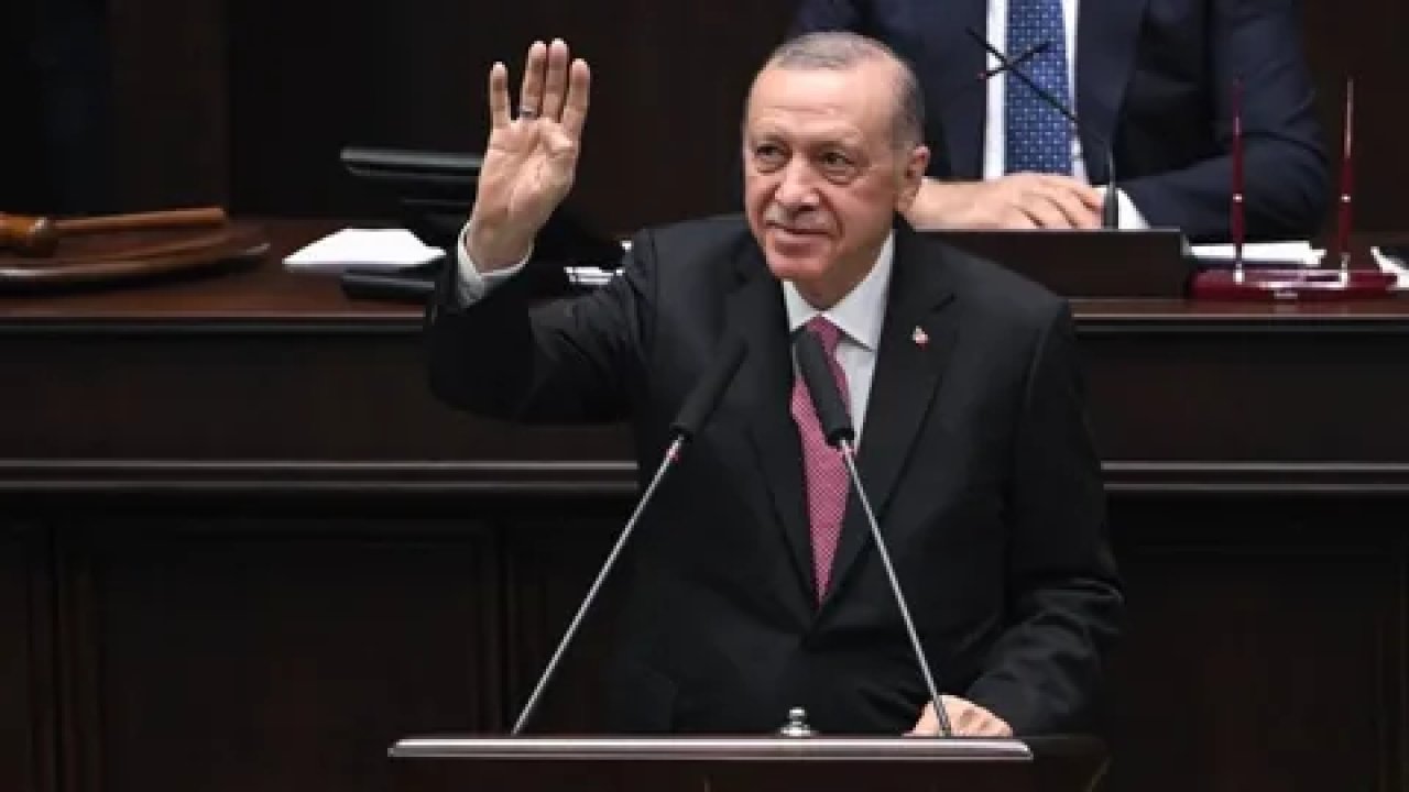 Erdoğan'dan asgari ücret müjdesi: Çalışanlar enflasyona karşı korunacak…