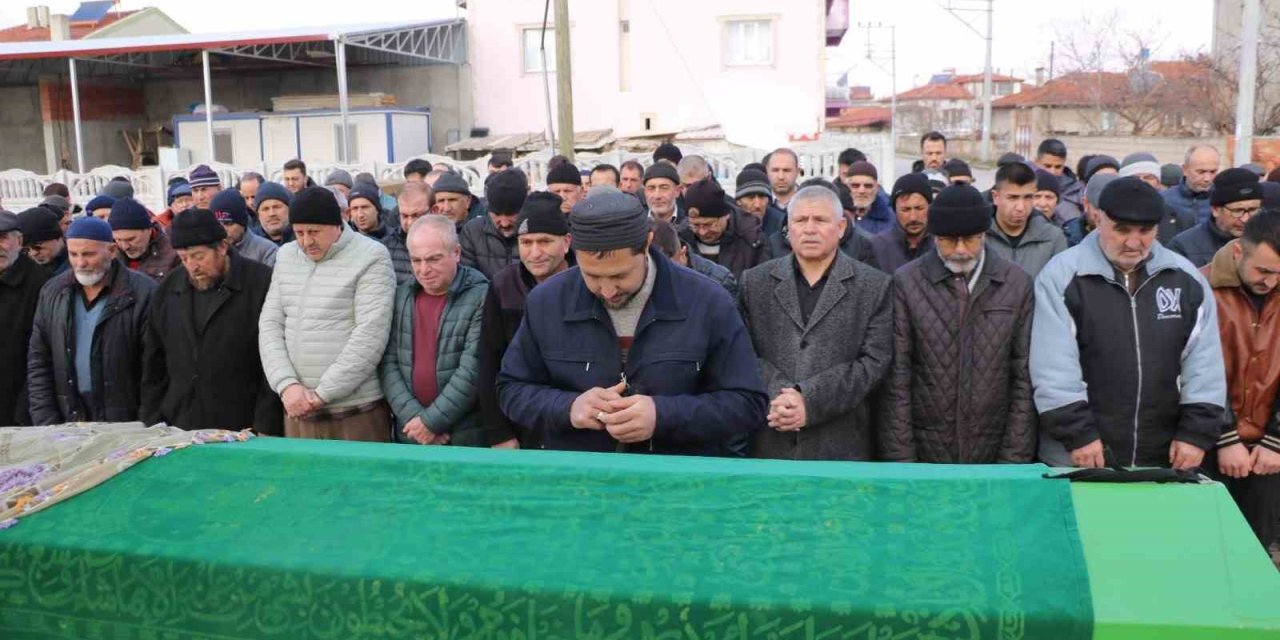 Genç öğretmenin öldüğü kazada minibüs şoförü tutuklandı