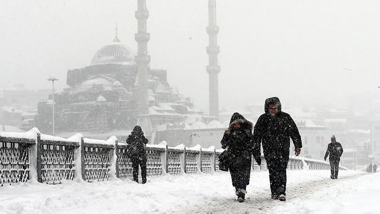 istanbul-kar-yagisi.webp